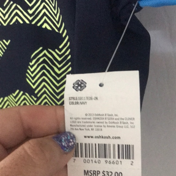 Oshkosh rash guard - Picture 2 of 2